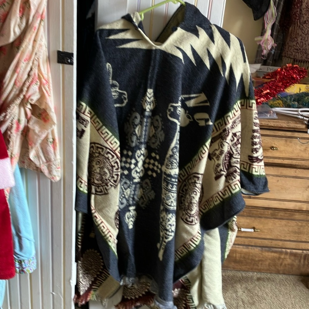 Natural grocer hooded poncho